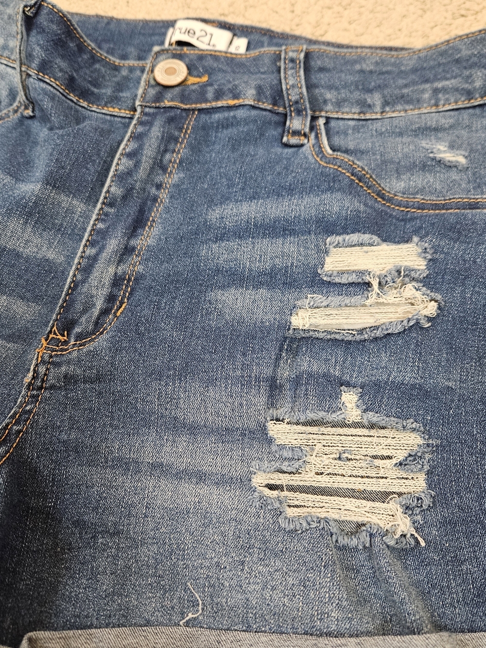 Rue21 Blue Distressed High-Rise Jean Shorts Size 12 - Picture 5 of 7